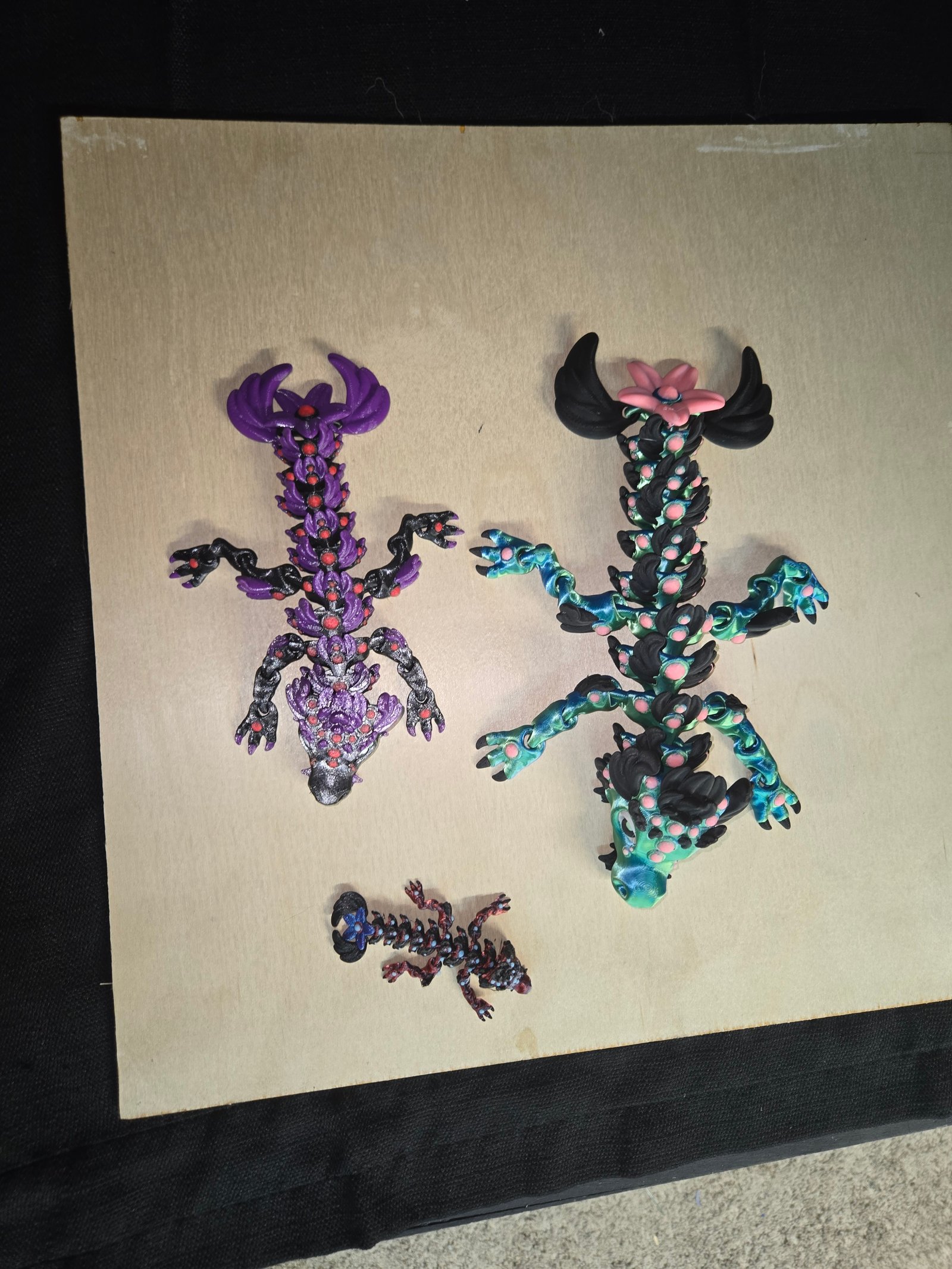 Articulated Dragons - Top Down